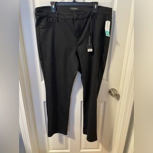 NWT 18W Liverpool pants